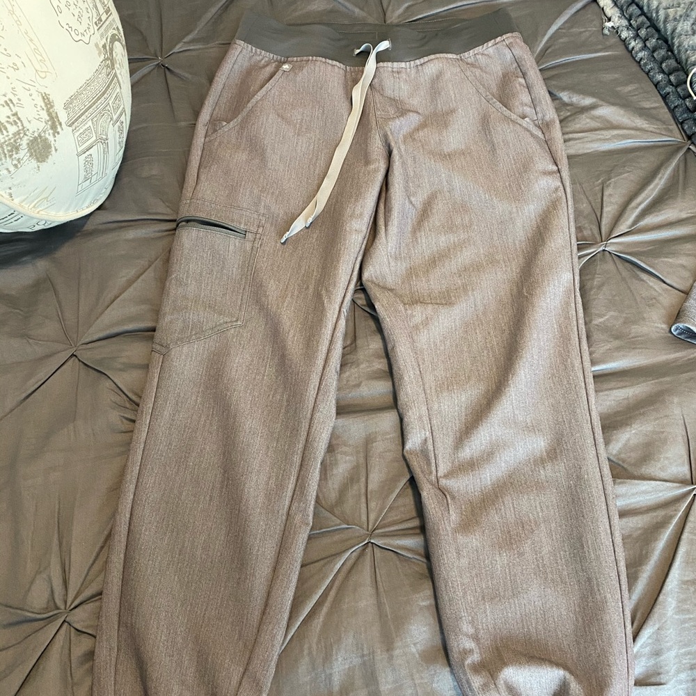 Figs scrub pants